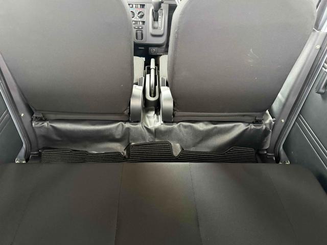 ハイゼットカーゴ AT 衝突被害軽減システム ドライブレコーダー ETC ナビ TV 両側スライドドア キーレスエントリー アイドリングストップ オートマチックハイビーム エアコン パワーステアリング(31枚目)