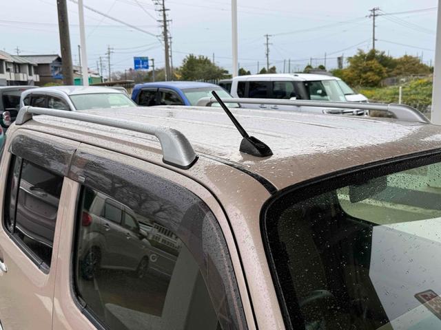 ミラココア ココアプラスＸ　バックカメラ　ナビ　ＴＶ　ＬＥＤヘッドランプ　スマートキー　アイドリングストップ　電動格納ミラー　ベンチシート　ＣＶＴ　盗難防止システム　ＡＢＳ　ＣＤ　ミュージックプレイヤー接続可　ルーフレール（18枚目）