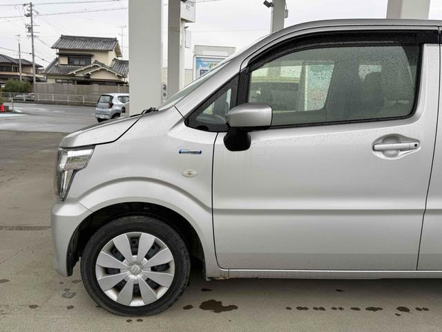 ワゴンＲ ハイブリッドＦＸ　バックカメラ　レーンアシスト　衝突被害軽減システム　オートライト　スマートキー　アイドリングストップ　電動格納ミラー　シートヒーター　ベンチシート　ＣＶＴ　盗難防止システム　ＡＢＳ　ＥＳＣ（18枚目）