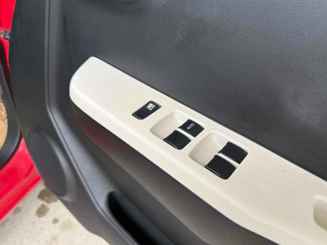 アルト Ｌ　キーレスエントリー　アイドリングストップ　シートヒーター　ＣＶＴ　盗難防止システム　ＡＢＳ　ＥＳＣ　ＣＤ　ミュージックプレイヤー接続可　衝突安全ボディ　エアコン　パワーステアリング　パワーウィンドウ（11枚目）