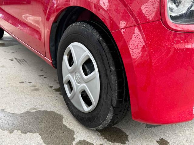 アルト Ｌ　キーレスエントリー　アイドリングストップ　シートヒーター　ＣＶＴ　盗難防止システム　ＡＢＳ　ＥＳＣ　ＣＤ　ミュージックプレイヤー接続可　衝突安全ボディ　エアコン　パワーステアリング　パワーウィンドウ（20枚目）