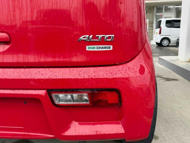 アルト Ｌ　キーレスエントリー　アイドリングストップ　シートヒーター　ＣＶＴ　盗難防止システム　ＡＢＳ　ＥＳＣ　ＣＤ　ミュージックプレイヤー接続可　衝突安全ボディ　エアコン　パワーステアリング　パワーウィンドウ（21枚目）