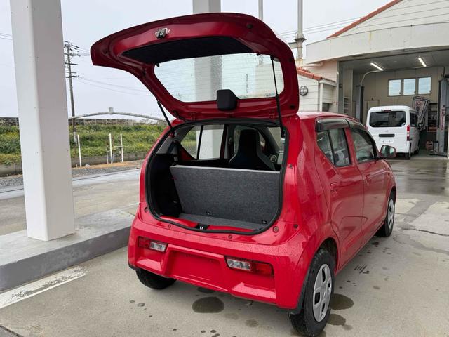 アルト Ｌ　キーレスエントリー　アイドリングストップ　シートヒーター　ＣＶＴ　盗難防止システム　ＡＢＳ　ＥＳＣ　ＣＤ　ミュージックプレイヤー接続可　衝突安全ボディ　エアコン　パワーステアリング　パワーウィンドウ（27枚目）