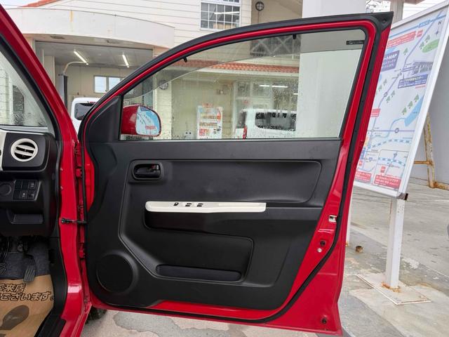 アルト Ｌ　キーレスエントリー　アイドリングストップ　シートヒーター　ＣＶＴ　盗難防止システム　ＡＢＳ　ＥＳＣ　ＣＤ　ミュージックプレイヤー接続可　衝突安全ボディ　エアコン　パワーステアリング　パワーウィンドウ（40枚目）