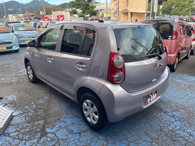 パッソ X クツロギ ETC バックカメラ ナビ スマートキー 電動格納ミラー CVT 盗難防止システム 衝突安全ボディ ベンチシート ABS Bluetooth エアコン パワーステアリング パワーウィンドウ(15枚目)