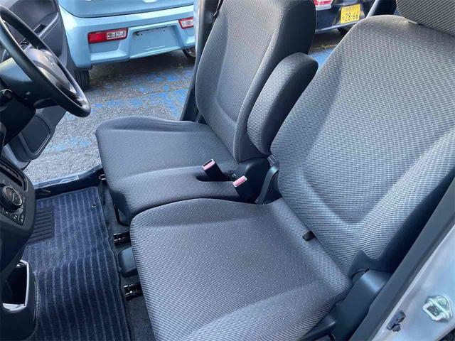 ワゴンＲ ＦＸ　ナビ　ＴＶ　衝突被害軽減システム　キーレスエントリー　アイドリングストップ　電動格納ミラー　シートヒーター　ベンチシート　ＣＶＴ　盗難防止システム　ＡＢＳ　ＥＳＣ　衝突安全ボディ　エアコン（8枚目）