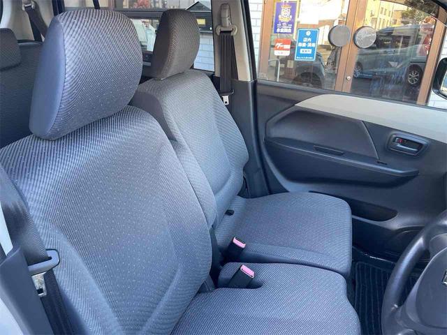 ワゴンＲ ＦＸ　ナビ　ＴＶ　衝突被害軽減システム　キーレスエントリー　アイドリングストップ　電動格納ミラー　シートヒーター　ベンチシート　ＣＶＴ　盗難防止システム　ＡＢＳ　ＥＳＣ　衝突安全ボディ　エアコン（9枚目）