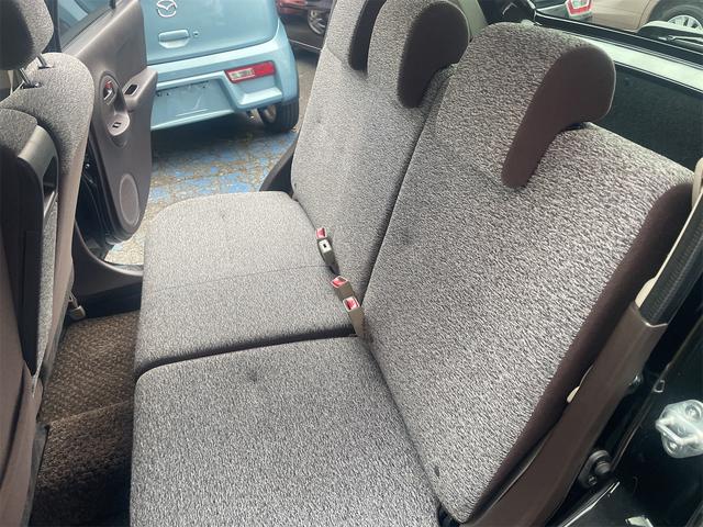 パッソ Ｘ　クツロギ　ナビ　ＴＶ　スマートキー　電動格納ミラー　ＣＶＴ　盗難防止システム　衝突安全ボディ　ベンチシート　ＡＢＳ　Ｂｌｕｅｔｏｏｔｈ　エアコン　パワーステアリング　パワーウィンドウ（10枚目）