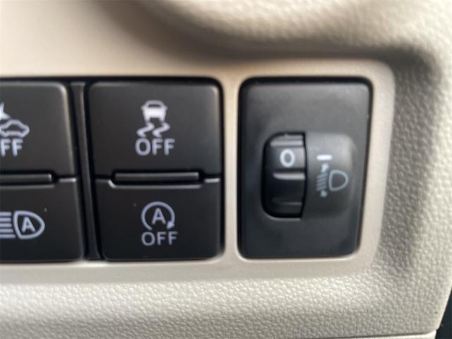 パッソ Ｘ　Ｓ　ＥＴＣ　バックカメラ　ナビ　ＴＶ　クリアランスソナー　衝突被害軽減システム　オートマチックハイビーム　スマートキー　アイドリングストップ　電動格納ミラー　ＣＶＴ　盗難防止システム　衝突安全ボディ（9枚目）