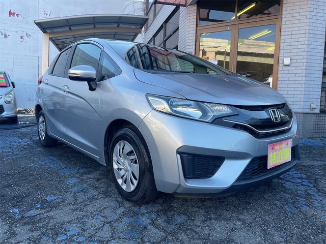 フィット １３Ｇ・Ｆパッケージ　ＥＴＣ　バックカメラ　ナビ　ＴＶ　衝突被害軽減システム　スマートキー　アイドリングストップ　電動格納ミラー　ＣＶＴ　盗難防止システム　衝突安全ボディ　ＡＢＳ　ＥＳＣ　Ｂｌｕｅｔｏｏｔｈ　エアコン（14枚目）