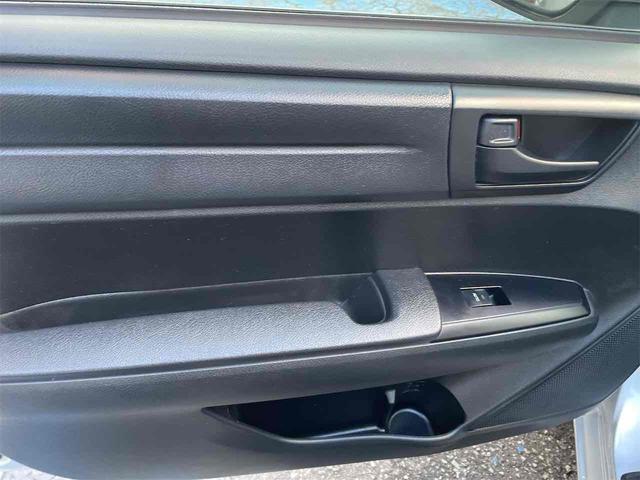 カローラアクシオ １．５Ｘ　ワンオーナー　ＥＴＣ　ナビ　ＴＶ　ＣＶＴ　キーレスエントリー　アイドリングストップ　Ｂｌｕｅｔｏｏｔｈ　衝突安全ボディ　ＡＢＳ　ＥＳＣ　エアコン　パワーステアリング　パワーウィンドウ　運転席エアバッグ（24枚目）