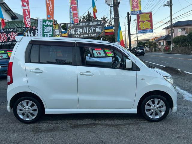 ワゴンR FXリミテッド ・プッシュスタート・純正CD・人気のパール・純正エアロ・純正リアスポ・純正アルミ(6枚目)