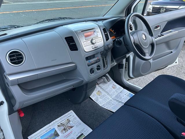 ワゴンR FXリミテッド ・プッシュスタート・純正CD・人気のパール・純正エアロ・純正リアスポ・純正アルミ(8枚目)