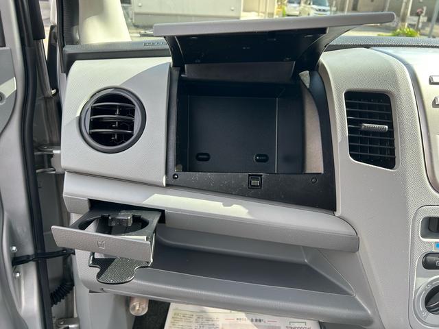 ワゴンＲ ＦＸ　５速マニュアル・純正ＣＤ・キーレス（12枚目）