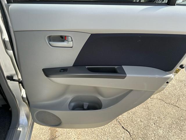 ワゴンＲ ＦＸ　５速マニュアル・純正ＣＤ・キーレス（14枚目）