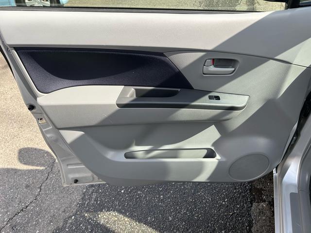 ワゴンＲ ＦＸ　５速マニュアル・純正ＣＤ・キーレス（15枚目）