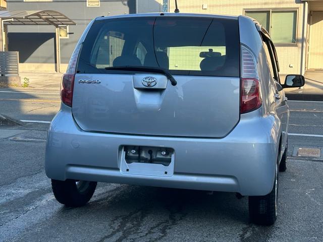 パッソ Ｘ　社外アルミ・純正ＣＤ・オートマ（3枚目）