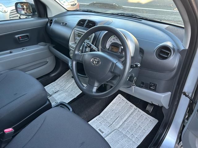 パッソ Ｘ　社外アルミ・純正ＣＤ・オートマ（7枚目）