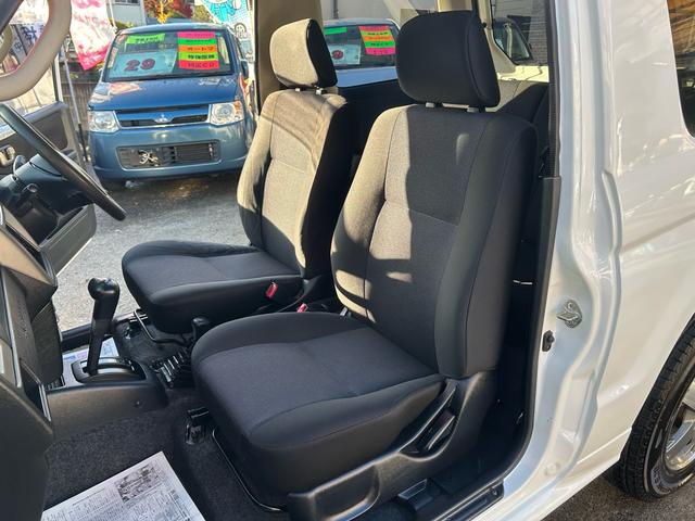 納車整備　全車実施！「エンジンオイル＆エレメント交換・バッテリー交換・エアクリーナー交換・エアコンフィルター交換・ワイパー交換・空気圧チェック」