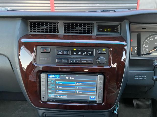 クラウン スーパーデラックス　マイルドハイブリッド　フェンダーミラー　コーナーポール　ＥＴＣ　レースシートカバー　純正アルミホイール　オートライト　フォグランプ　空気清浄機　取扱説明書（16枚目）