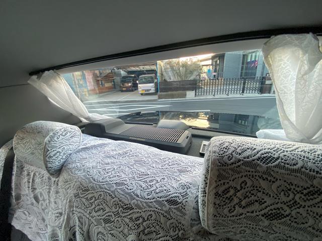 クラウン スーパーデラックス　マイルドハイブリッド　フェンダーミラー　コーナーポール　ＥＴＣ　レースシートカバー　純正アルミホイール　オートライト　フォグランプ　空気清浄機　取扱説明書（24枚目）