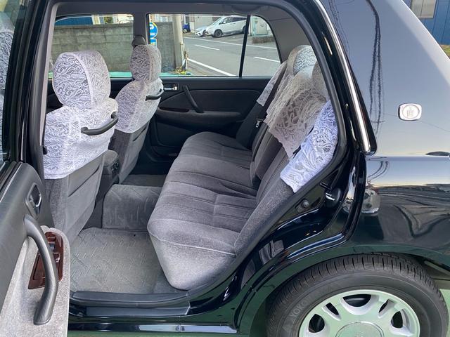 クラウン スーパーデラックス　マイルドハイブリッド　フェンダーミラー　コーナーポール　ＥＴＣ　レースシートカバー　純正アルミホイール　オートライト　フォグランプ　空気清浄機　取扱説明書（36枚目）