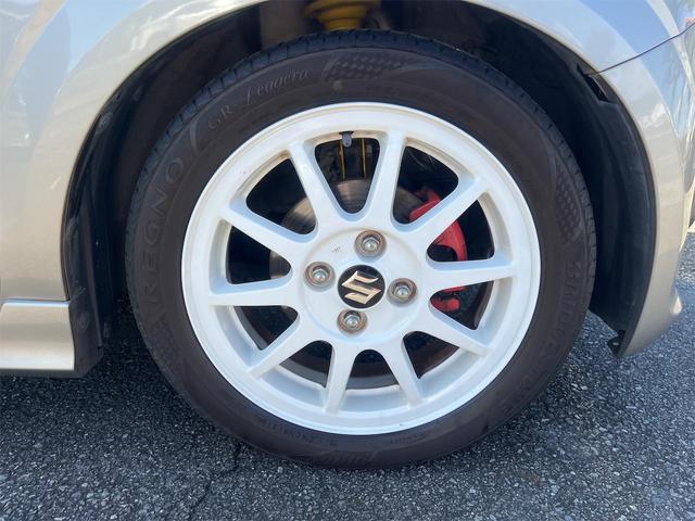 アルトワークス ベースグレード 5MT CPU書換92馬力ハイオク仕様 アールズ減衰調整付足回り エンケイオプション15AW モンスターオフセットアクセルペダル RECAROシートローポジ DPオーディオ バックカメラ ドラレコ(11枚目)