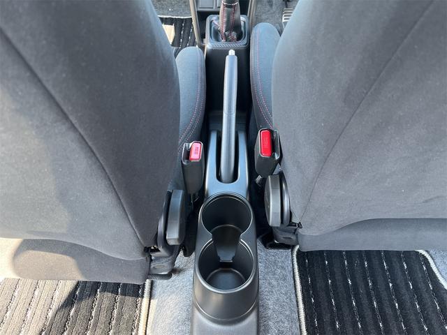 アルトワークス ベースグレード 5MT CPU書換92馬力ハイオク仕様 アールズ減衰調整付足回り エンケイオプション15AW モンスターオフセットアクセルペダル RECAROシートローポジ DPオーディオ バックカメラ ドラレコ(25枚目)