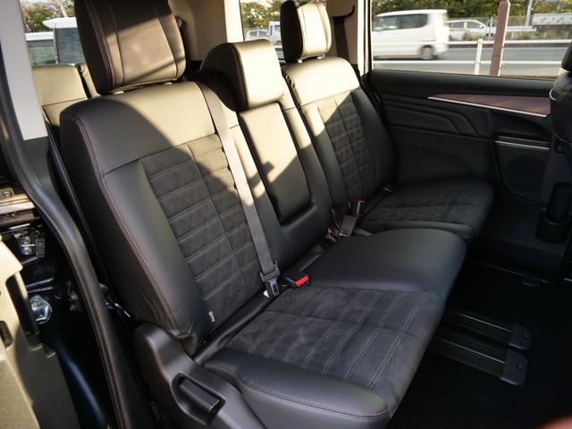 デリカD:5 ジャスパー 純正ナビ ETC マルチアラウンドモニター 電動テールゲート ステアリングヒーター 専用コンビネーションシート シートヒーター(9枚目)