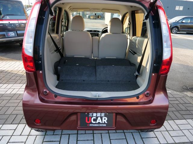 ｅＫワゴン Ｍ　ＣＤ　キーレスエントリーキー　ベンチシート　アイドリングストップ　オートエアコン　電動格納ドアミラー　衝突安全ボディ　プライバシーガラス（12枚目）