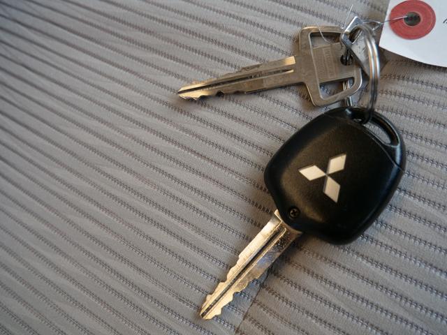 ｅＫワゴン Ｍ　ＣＤ　キーレスエントリーキー　ベンチシート　アイドリングストップ　オートエアコン　電動格納ドアミラー　衝突安全ボディ　プライバシーガラス（39枚目）