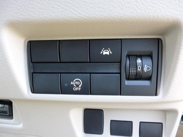 当店では自動車保険の代理店も致しております！お客様お一人お一人の乗り方に合った、最適な自動車保険・保証内容をご案内させていただきます。経験と知識豊富なスタッフに是非ご相談下さい！