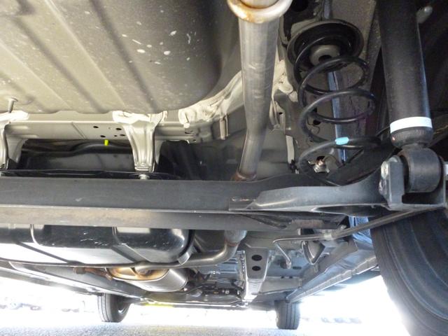 下回り　リヤ右側から