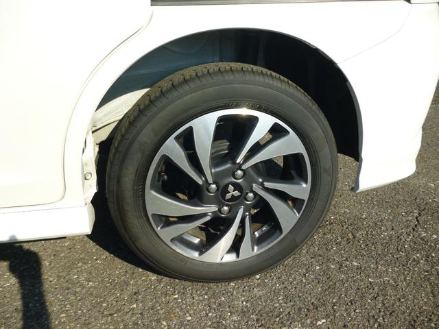 デリカＤ：２ カスタムハイブリッドＭＶ全方位カメラ付ナビパッケージ　衝突被害軽減ブレーキシステム　誤発進抑制機能　アダプティブクルーズコントロール　Ｂｌｕｅｔｏｏｔｈオーディオ　ＣＤ　ＤＶＤ　両側電動スライドドア　シートヒーター　禁煙　スペアキー　取説保証書（10枚目）