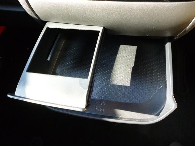 デリカミニ Ｔ　プレミアム　オリジナル９型ディスプレイオーディオ　マイパイロット　デジタルルームミラー　マルチアラウンドモニター　両側電動ハンズフリーオートスライドドア　電動パーキングブレーキ　ブレーキオートホールド（34枚目）