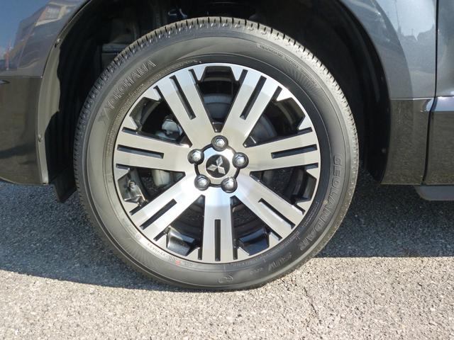 デリカＤ：５ Ｐ　４ＷＤ　７人乗り　禁煙　オートステップ　両側電動スライドドア　電動テールゲート　ステアリングヒーター　シートヒータ　オートホールドモード　ＡＣ１００Ｖコンセント（10枚目）