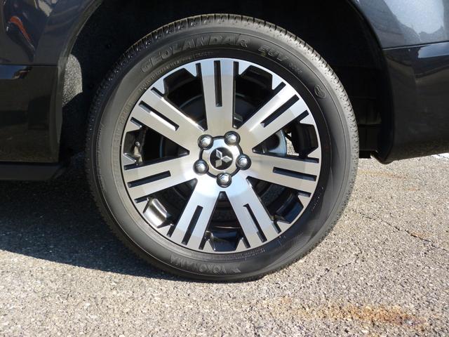 デリカＤ：５ Ｐ　４ＷＤ　７人乗り　禁煙　オートステップ　両側電動スライドドア　電動テールゲート　ステアリングヒーター　シートヒータ　オートホールドモード　ＡＣ１００Ｖコンセント（12枚目）