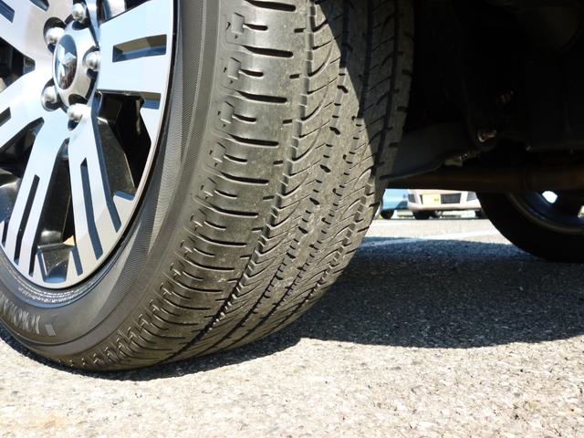 デリカＤ：５ Ｐ　４ＷＤ　７人乗り　禁煙　オートステップ　両側電動スライドドア　電動テールゲート　ステアリングヒーター　シートヒータ　オートホールドモード　ＡＣ１００Ｖコンセント（13枚目）