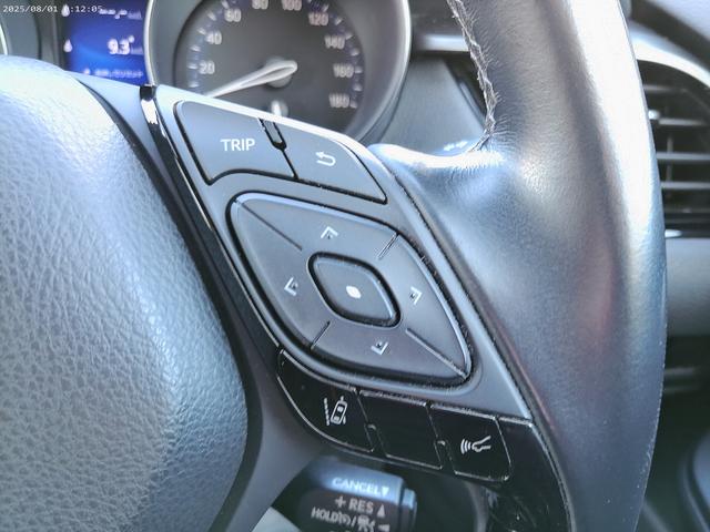 Ｃ－ＨＲ 　純正ナビ　Ｂｌｕｅｔｏｏｔｈオーディオ　クルーズコントロール　前後ドライブレコーダー　ＥＴＣ２．０　バックカメラ　純正１７インチアルミホイール　禁煙　スペアキー（23枚目）