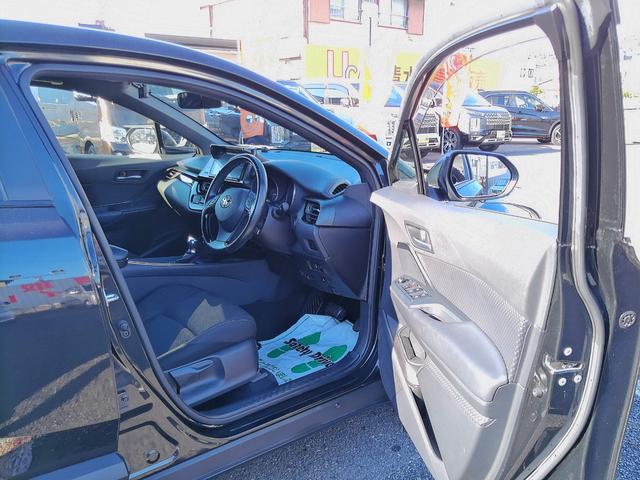 Ｃ－ＨＲ 　純正ナビ　Ｂｌｕｅｔｏｏｔｈオーディオ　クルーズコントロール　前後ドライブレコーダー　ＥＴＣ２．０　バックカメラ　純正１７インチアルミホイール　禁煙　スペアキー（32枚目）