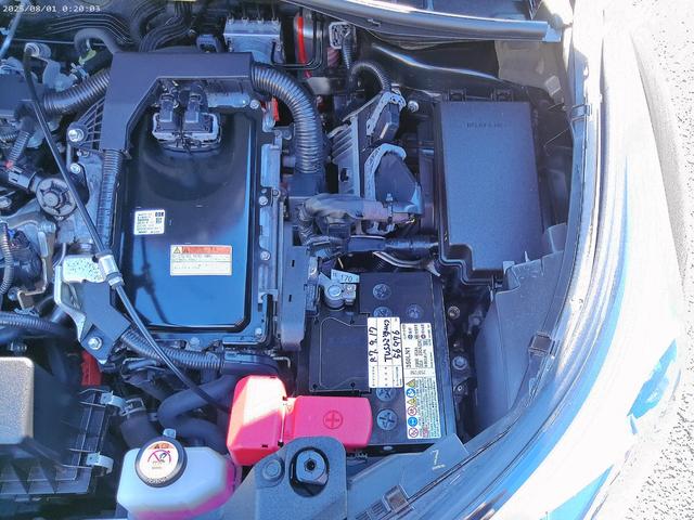 Ｃ－ＨＲ 　純正ナビ　Ｂｌｕｅｔｏｏｔｈオーディオ　クルーズコントロール　前後ドライブレコーダー　ＥＴＣ２．０　バックカメラ　純正１７インチアルミホイール　禁煙　スペアキー（43枚目）