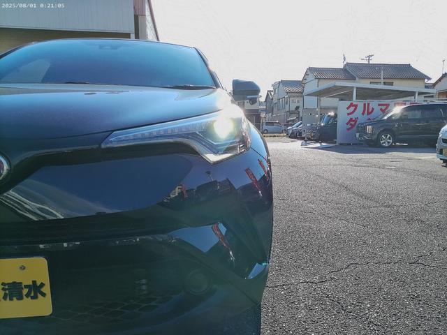 Ｃ－ＨＲ 　純正ナビ　Ｂｌｕｅｔｏｏｔｈオーディオ　クルーズコントロール　前後ドライブレコーダー　ＥＴＣ２．０　バックカメラ　純正１７インチアルミホイール　禁煙　スペアキー（46枚目）