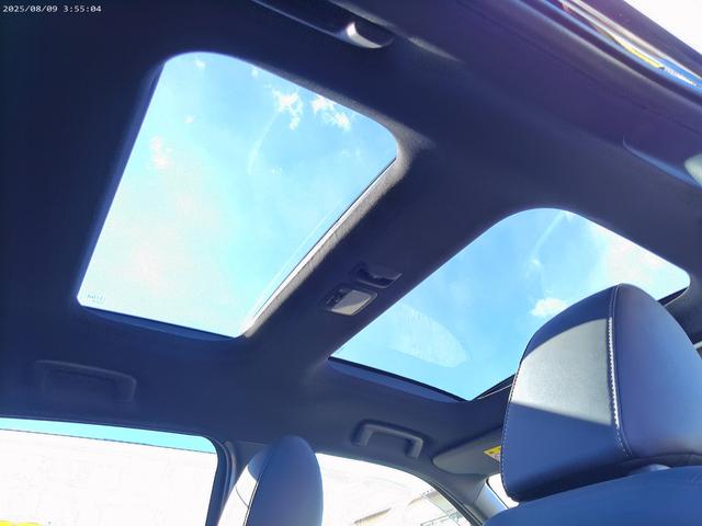 エクリプスクロスPHEV P 8インチスマートフォン連携オーディオ Bluetoothオーディオ 電動パノラマサンルーフ ルーフレール クルーズコントロール 自動防眩ルームミラー パワーシート ETC 100V AC電源(27枚目)