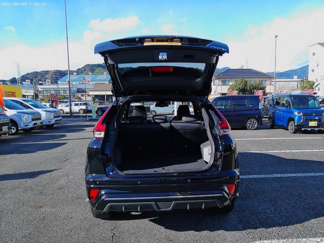 エクリプスクロスPHEV P 8インチスマートフォン連携オーディオ Bluetoothオーディオ 電動パノラマサンルーフ ルーフレール クルーズコントロール 自動防眩ルームミラー パワーシート ETC 100V AC電源(46枚目)