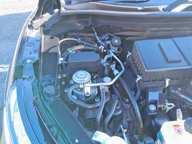 エクリプスクロスPHEV P 8インチスマートフォン連携オーディオ Bluetoothオーディオ 電動パノラマサンルーフ ルーフレール クルーズコントロール 自動防眩ルームミラー パワーシート ETC 100V AC電源(49枚目)