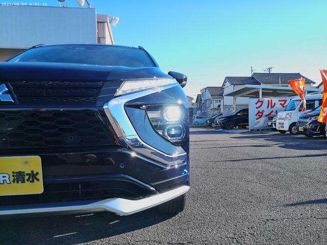 エクリプスクロスPHEV P 8インチスマートフォン連携オーディオ Bluetoothオーディオ 電動パノラマサンルーフ ルーフレール クルーズコントロール 自動防眩ルームミラー パワーシート ETC 100V AC電源(53枚目)