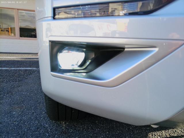 デリカＤ：５ Ｐ　純正１０．１型メモリーナビ　全周囲カメラ　ＥＴＣ　両側電動スライドドア　クリーンディーゼルターボ　電動テールゲート　４ＷＤ　ドラレコ　電動パーキングブレーキ　８人乗り　電動オートステップ（23枚目）