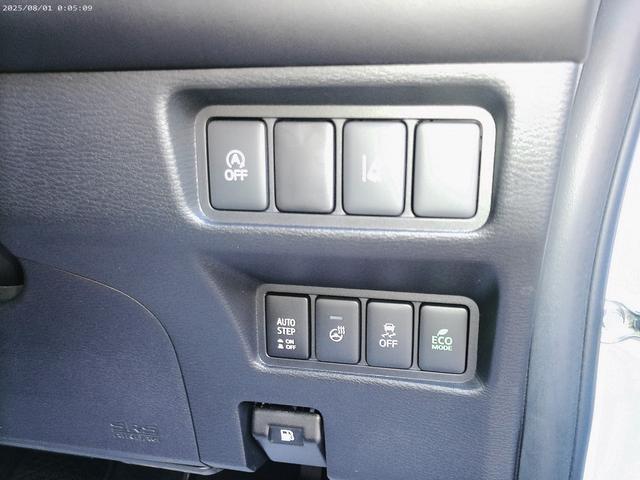 デリカＤ：５ Ｐ　純正１０．１型メモリーナビ　全周囲カメラ　ＥＴＣ　両側電動スライドドア　クリーンディーゼルターボ　電動テールゲート　４ＷＤ　ドラレコ　電動パーキングブレーキ　８人乗り　電動オートステップ（56枚目）