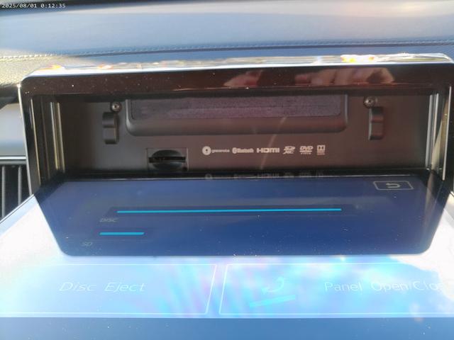 デリカＤ：５ Ｐ　純正１０．１型メモリーナビ　全周囲カメラ　ＥＴＣ　両側電動スライドドア　クリーンディーゼルターボ　電動テールゲート　４ＷＤ　ドラレコ　電動パーキングブレーキ　８人乗り　電動オートステップ（57枚目）