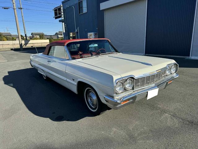 シボレーインパラ Ｃｏｎｖｅｒｔｉｂｌｅ（2枚目）